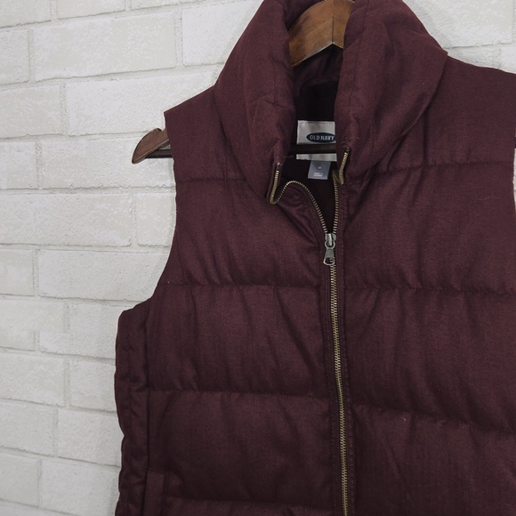 Old Navy heavy, fleece lined vest - Picture 2 of 16